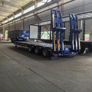 3 Axles 60tons Lowbed Trailer Truck 3 Axles 60tons Lowbed Trailer Truck