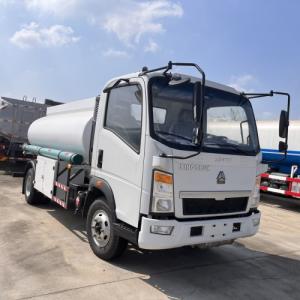 Sinotruk Howo 8000L Fuel Tanker Truck Sinotruk Howo 8000L Fuel Tanker Truck